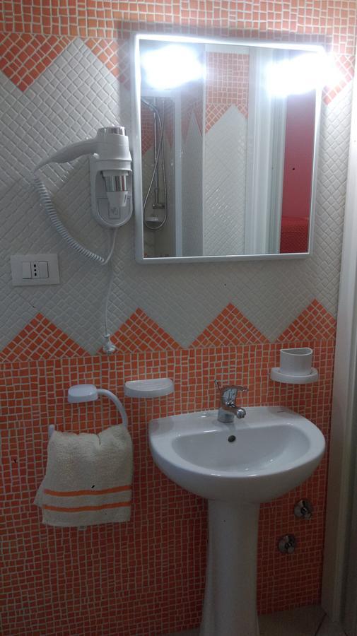 Stella Marina Rooms For Rent Portopalo Di Capo Passero ภายนอก รูปภาพ