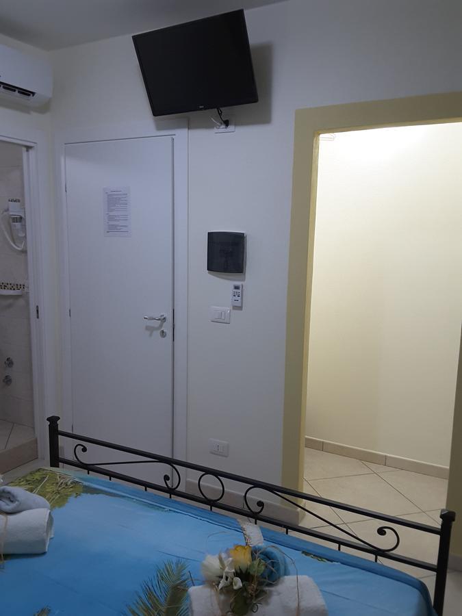Stella Marina Rooms For Rent Portopalo Di Capo Passero ภายนอก รูปภาพ