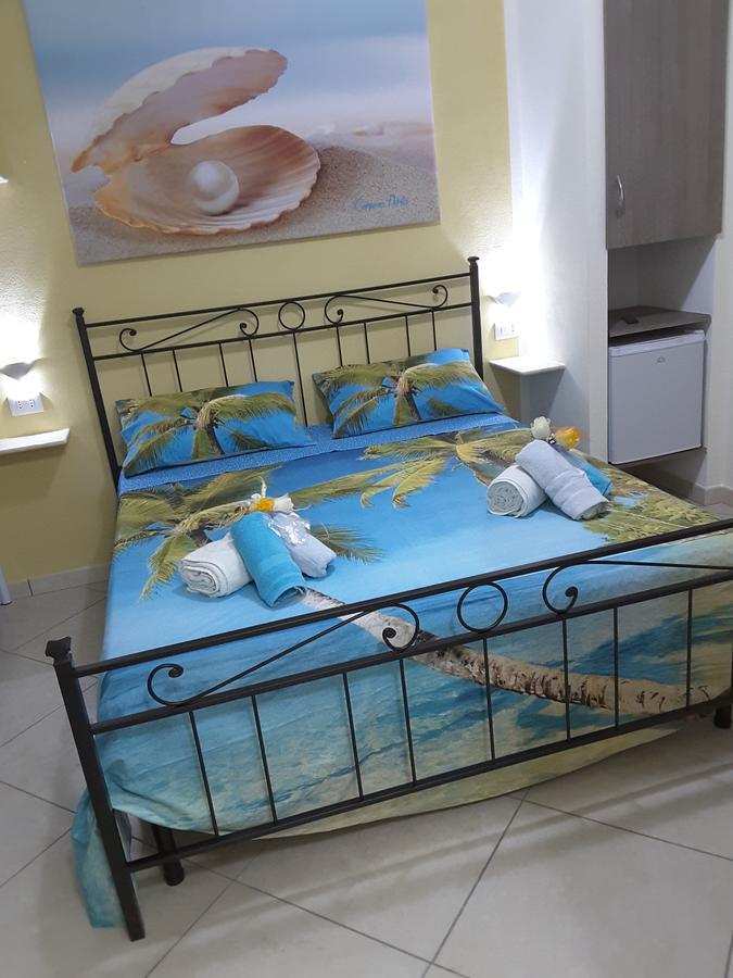 Stella Marina Rooms For Rent Portopalo Di Capo Passero ภายนอก รูปภาพ